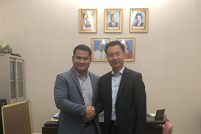20230419太平洋系CEO刘安琦与柬埔寨总理秘书纳龙会谈.jpg