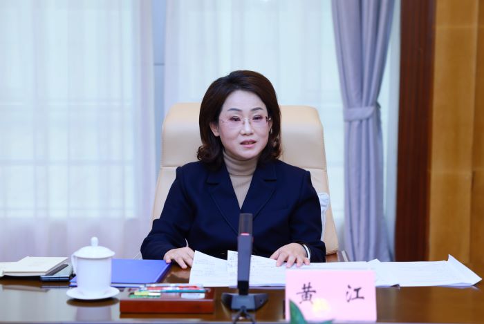 20250205 Yan Hao는 Guangxi 지방의 토토 홍보 Municipal Party Committee의 Huang Jiang과 Qiu Minghong, Qiu Minghong, 시장 2.JPG를 만났습니다.